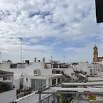 Apartment Fabulous 2 Bed-townhouse With Large Rooftop! *