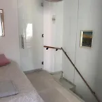 Fabulous 2 Bed-townhouse With Large Rooftop! Apartment