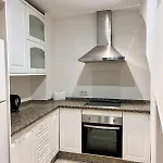 Fabulous 2 Bed-townhouse With Large Rooftop! * Estepona
