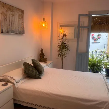 Apartman Fabulous 2 Bed-townhouse With Large Rooftop! Estepona