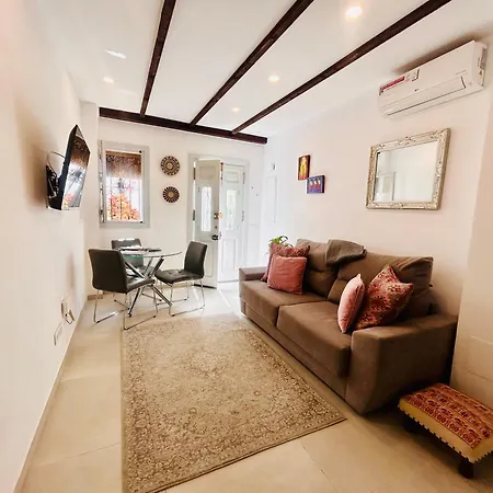 Lejlighed Fabulous 2 Bed-townhouse With Large Rooftop!