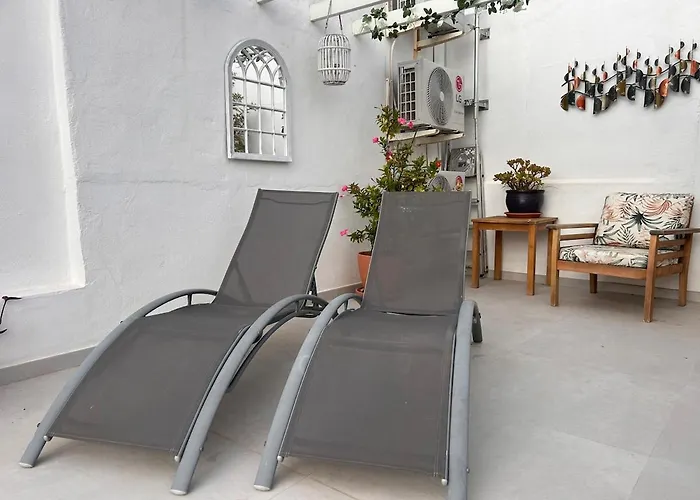 Fabulous 2 Bed-townhouse With Large Rooftop! Lejlighed *